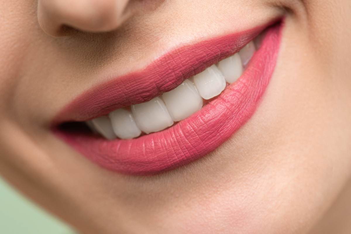 labbra tinta rossetto 